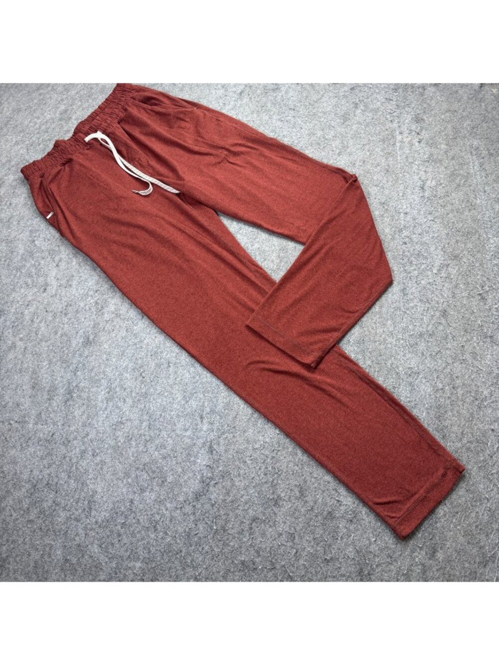 Vuori Ponto Performance Pants Men M Red Brick 30" Tapered Stretch Athletic Slim